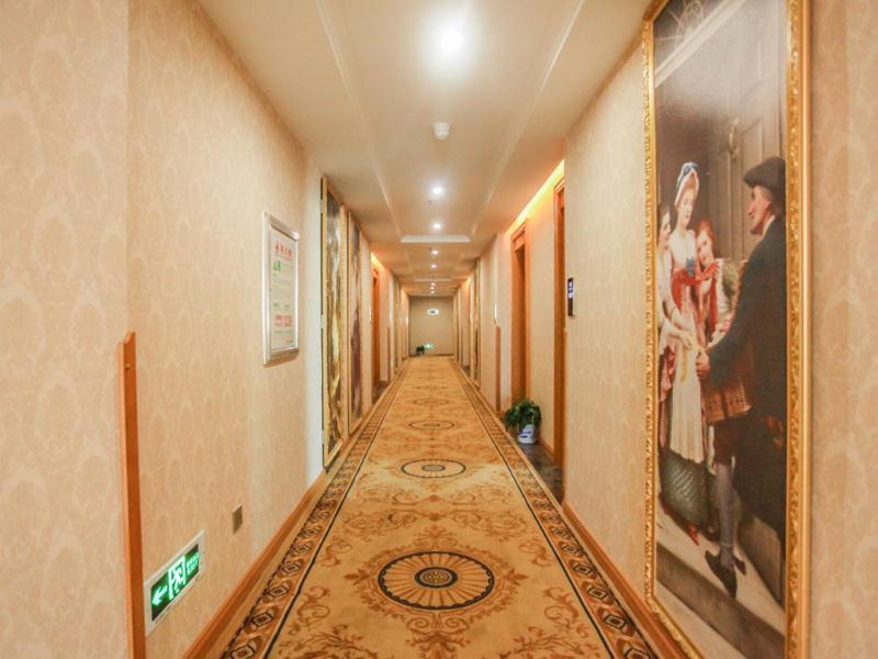 Vienna Hotel Fuzhou Linchuan Avenue エクステリア 写真