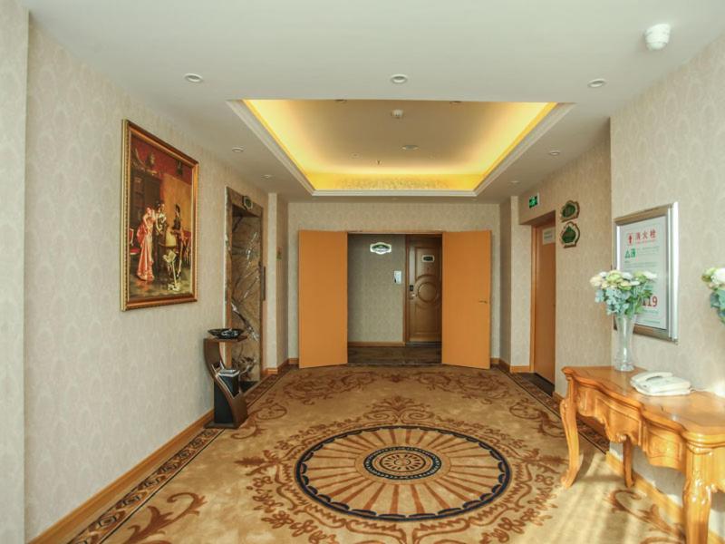 Vienna Hotel Fuzhou Linchuan Avenue エクステリア 写真