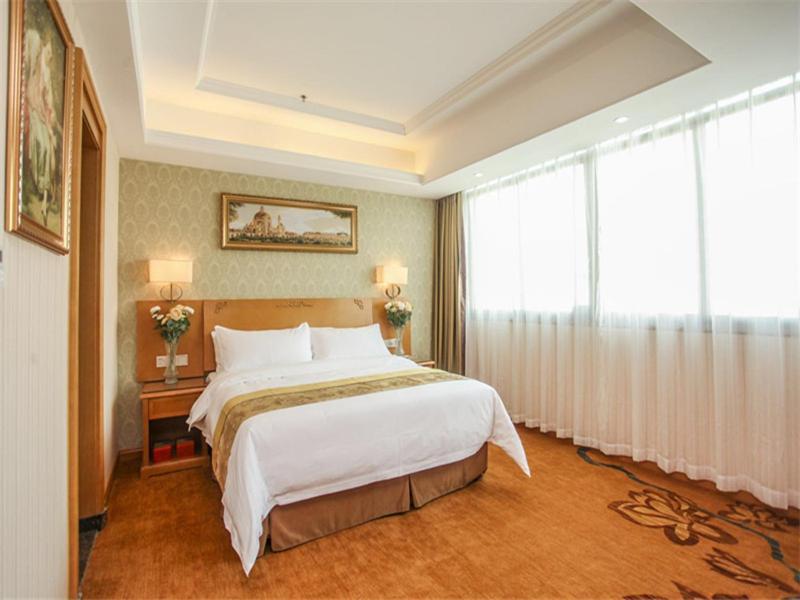 Vienna Hotel Fuzhou Linchuan Avenue エクステリア 写真
