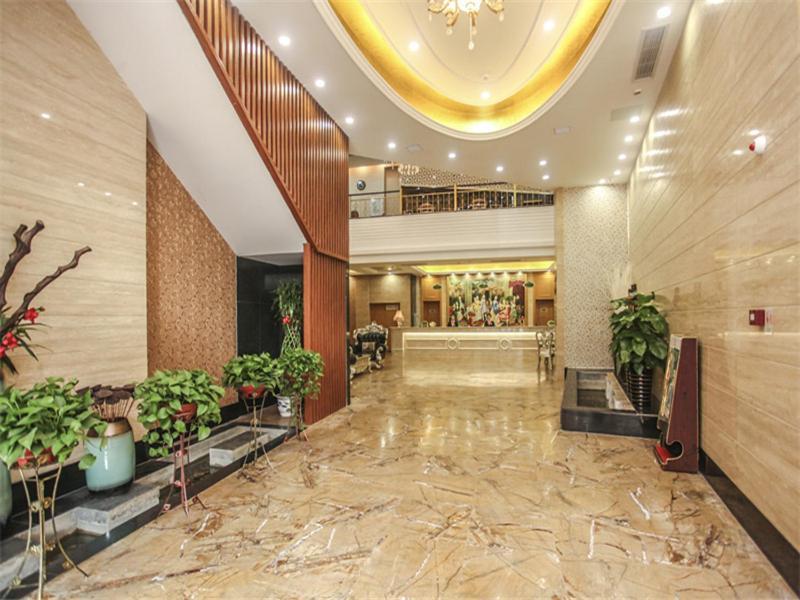 Vienna Hotel Fuzhou Linchuan Avenue エクステリア 写真